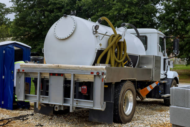 Best Portable toilet rental cost  in Lone Tree, IA